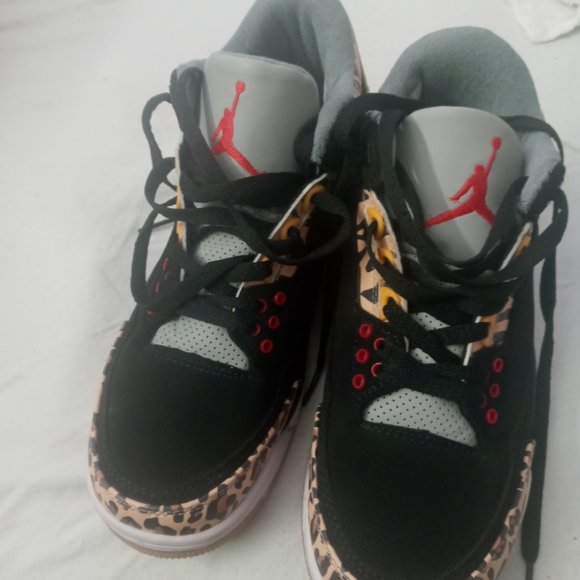 Air Jordans size 8 - Picture 4 of 4
